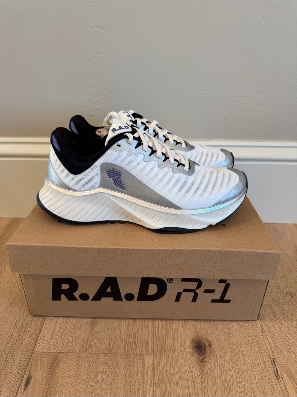 RAD Global R1